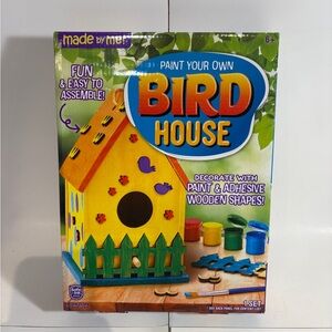 NEW - Made by Me - Paint Your Own Bird House Do It Yourself Kit - Arts & Crafts